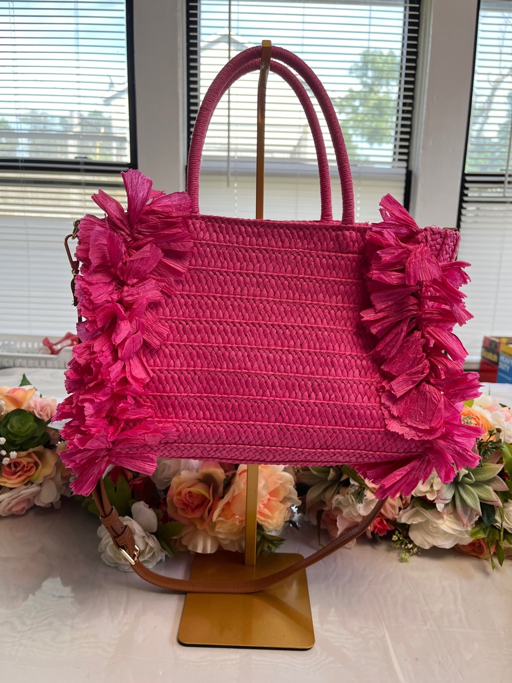 Shiraleah Chicago Pink Raffia Fringe Straw Tote Crossbody Bag - Picture 2 of 13